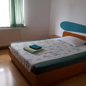 2* Gostinjska kuća Koprivec